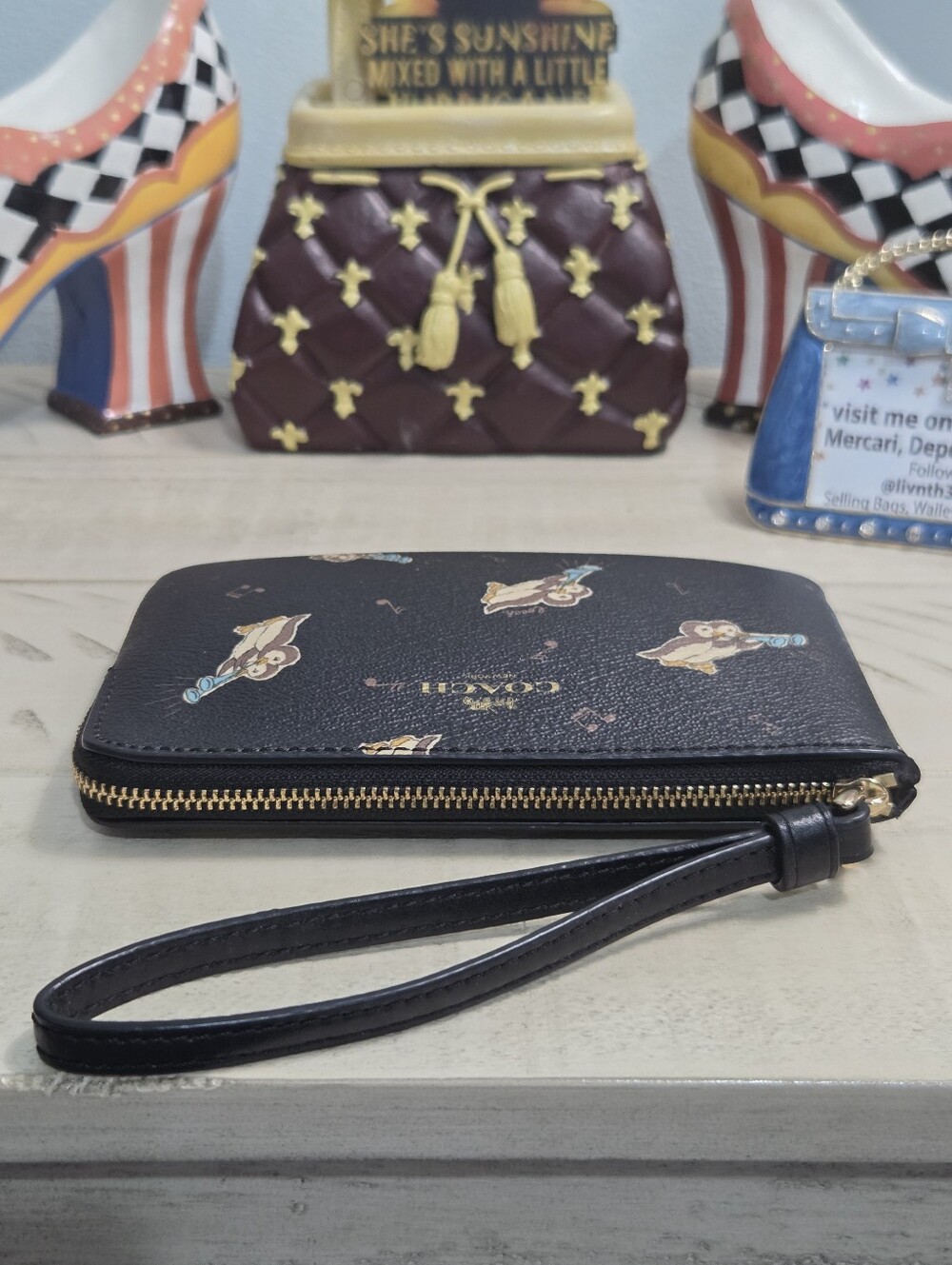 Coach Corner Zip Wristlet with Holiday Penguin Print – NWOT - Picture 9 of 13